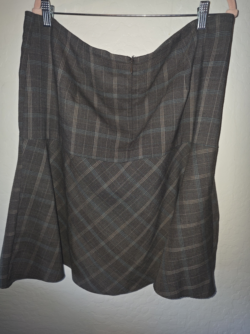Plaid Flared Skirt in Brown and Blue With Embroidery Size 50